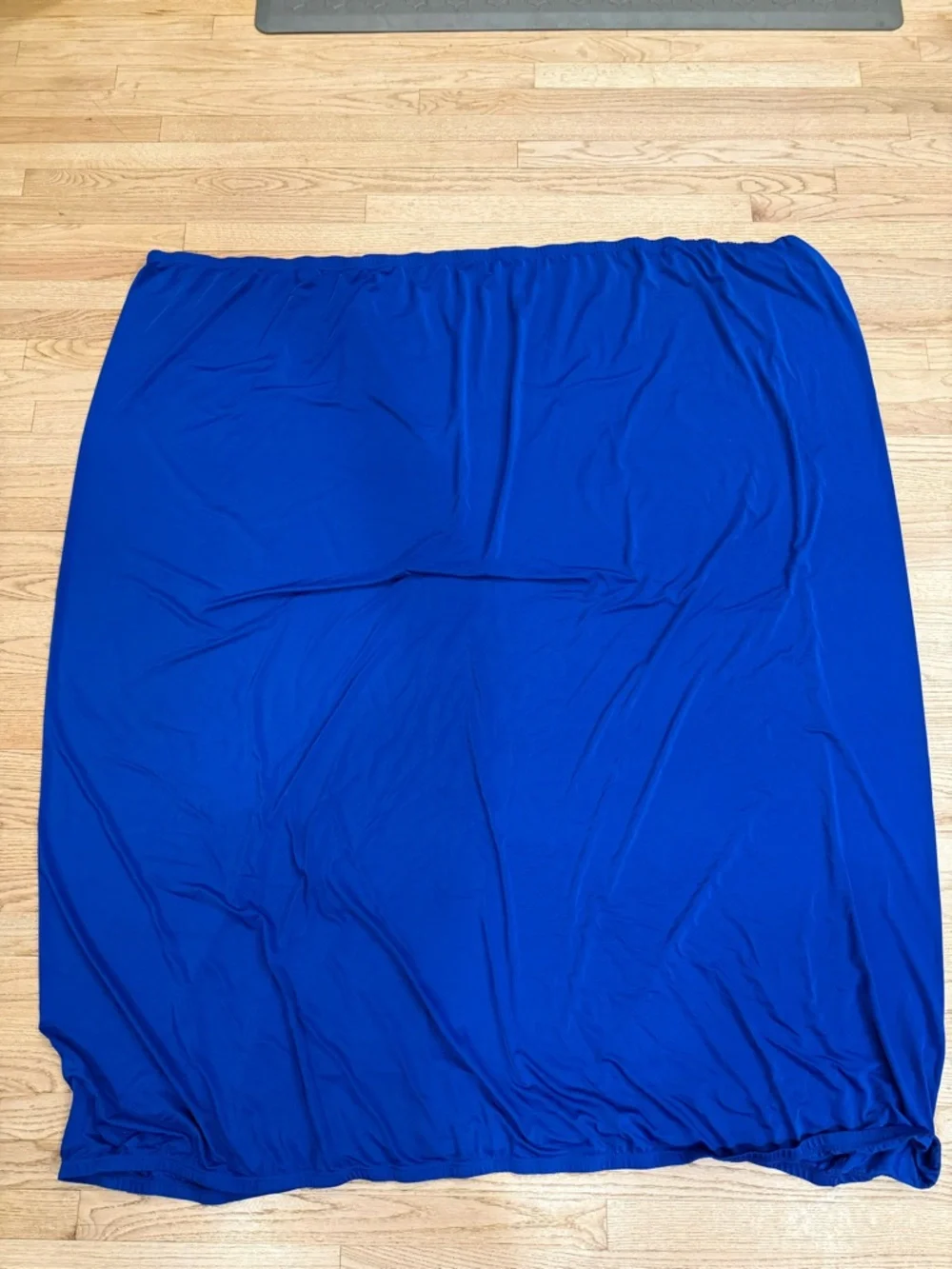 Compression Bed Sheet - Picture 2 of 3